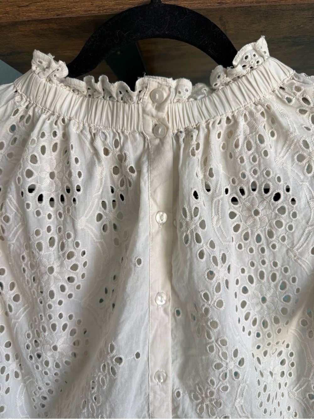 Jennifer & Grace Cream Eyelet Lace Cotton Blouse Button Back Top Cottagecore - Picture 2 of 5